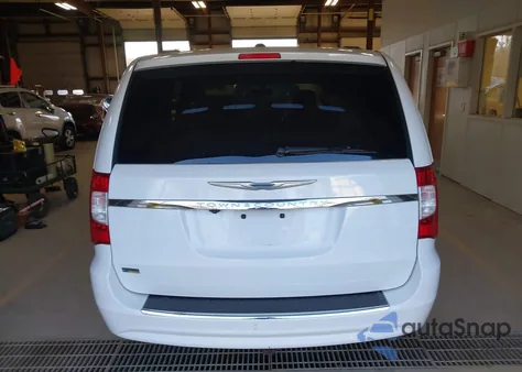 2013 Chrysler Town & Country Touring из США, поврежденный, VIN 2C4RC1BG9DR815212